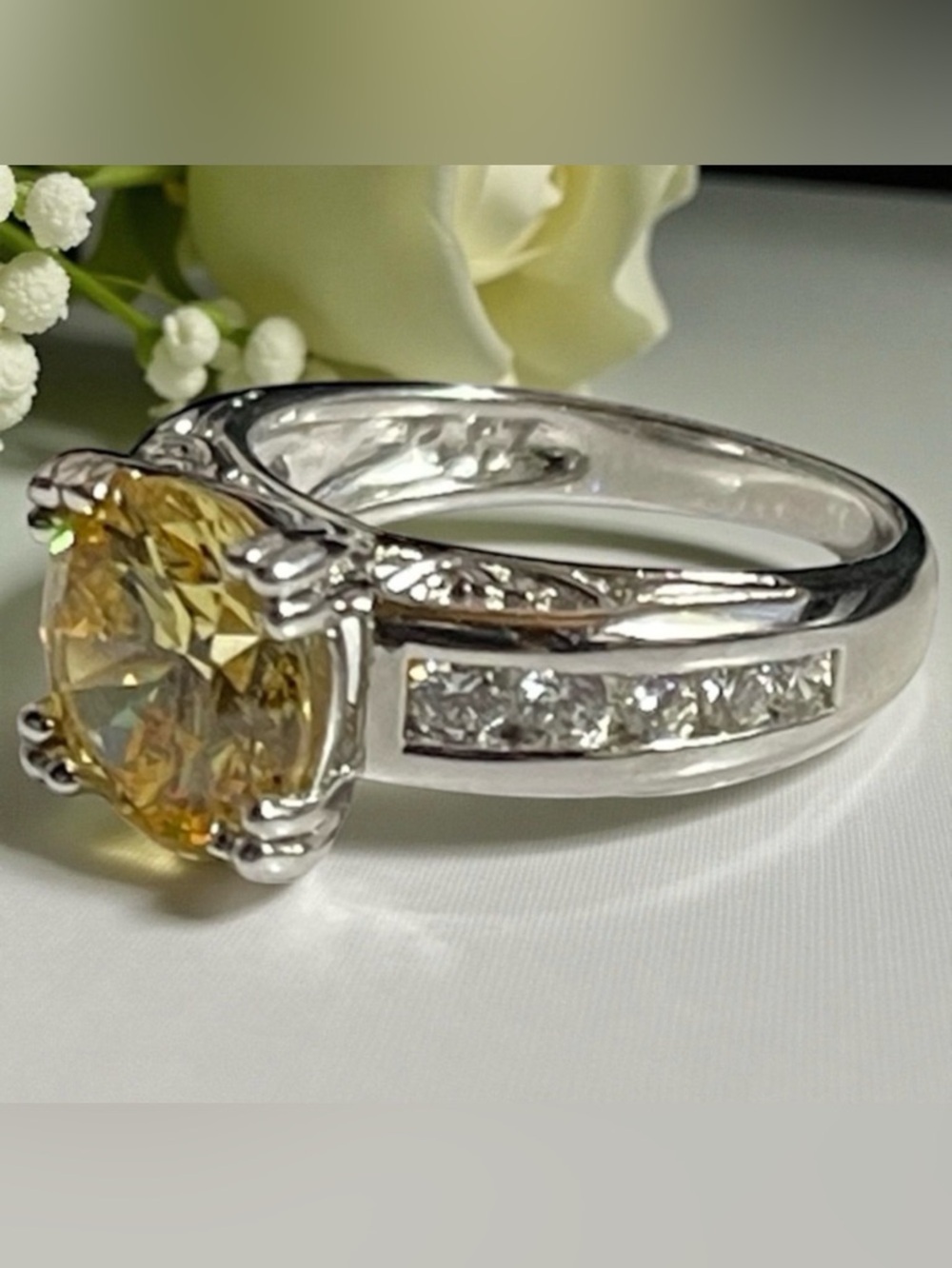 Silver Ross Simons Large Yellow CZ Prong Set Solitaire w Pave Set Clear CZ Ring